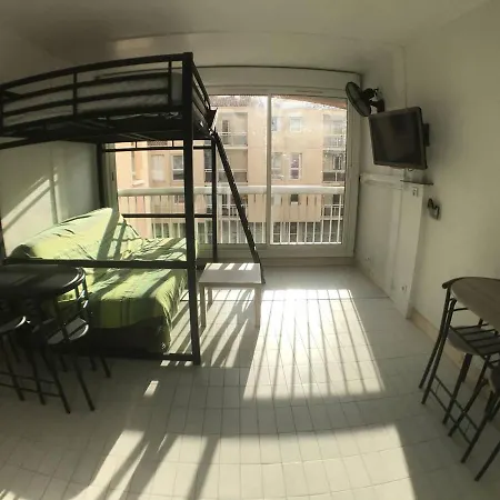 As18657 - Studio Cabine Proche De La Plage Et Du Centre Ville Apartment Le Grau-du-Roi